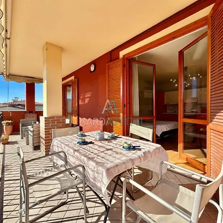Argento - 200m Dal Di Garda - Piscina Apartament *